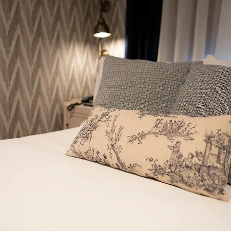 Hotel Cetina Palacio De Salcedo 4*