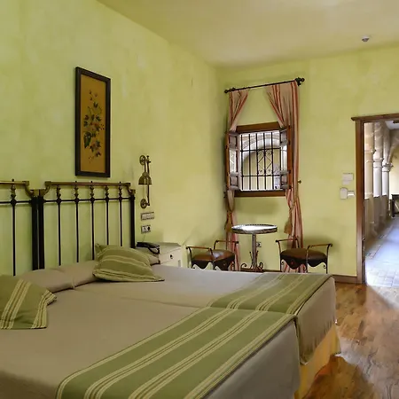 Cetina Palacio De Salcedo 4*